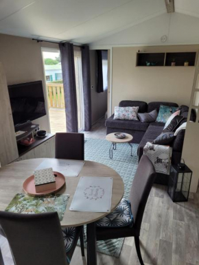 Mobilhome tout confort, proche Saint-Malo, à 50 m de la plage et du GR34